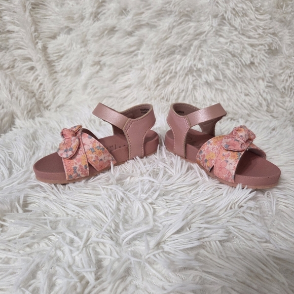 Blowfish Malibu Pink floral Toddler Naelynn Strappy Flat Sandals size 6 Summer - Picture 4 of 7